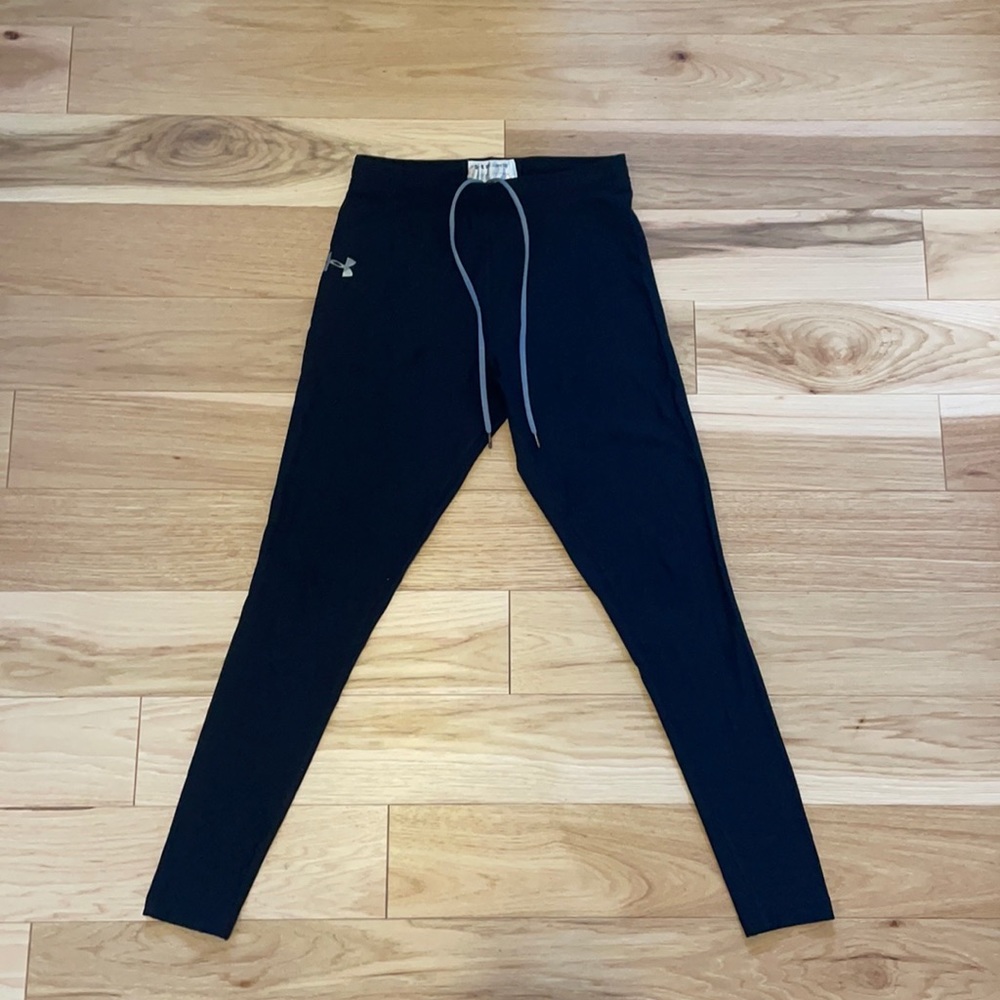 Women’s Underarmour Athletic Leggings